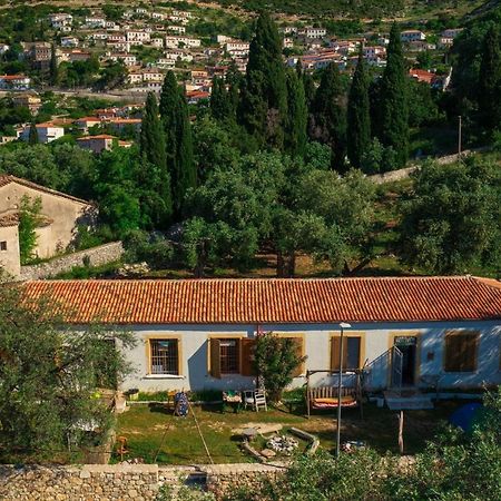 Shkolla Hostel & Camping Vuno Exterior foto