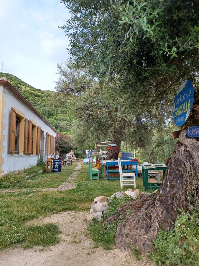 Shkolla Hostel & Camping Vuno Exterior foto